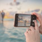 Kamera ponsel sebagai solusi praktis dan efisien untuk foto prewedding